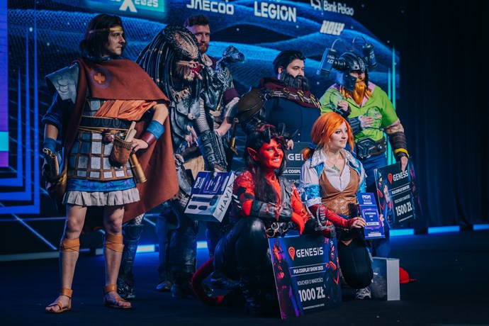 Występ cosplayerów podczas PGA Cosplay Show